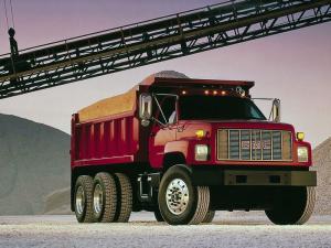 GMC TopKick C7500 Dump Truck 1997 года